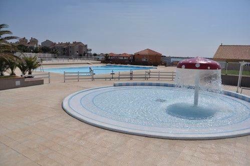 Le Soleil Bleu Wifi Clim Villa Le Barcares Exterior photo